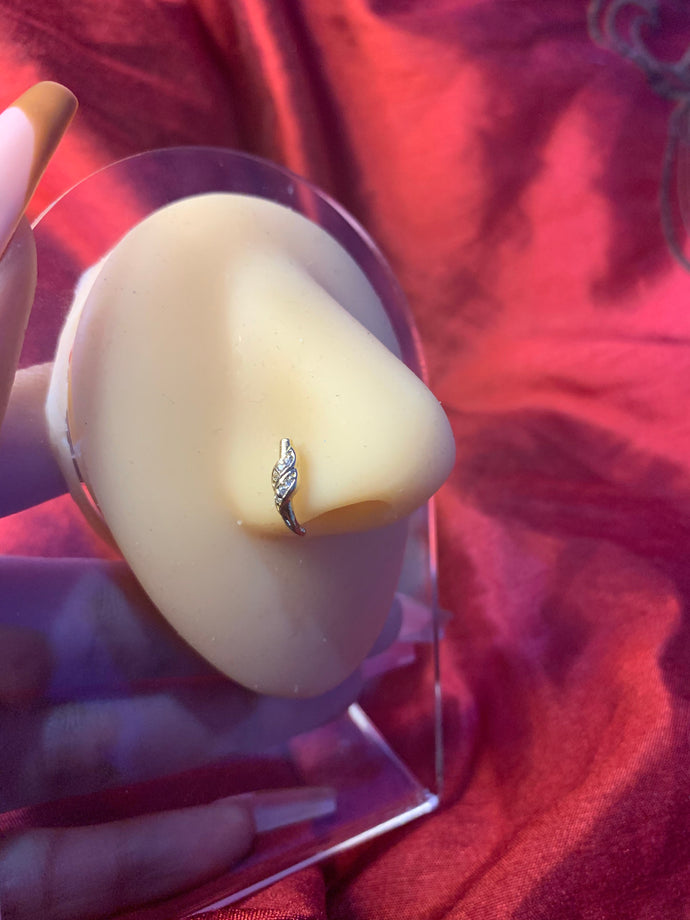 Vine Nose Stud